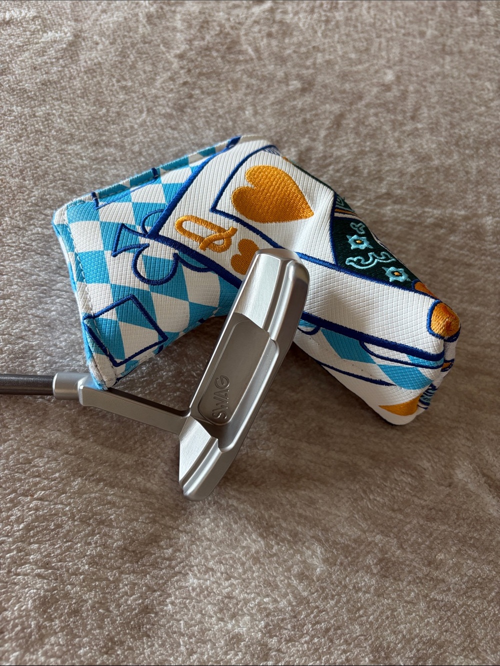 Swag Handsome Too Putter 34” with Swag Queen putter cover